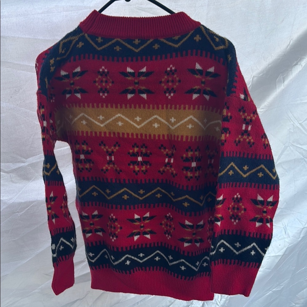 Source Unknown Red Patterned Crew Neck Sweater - Picture 3 of 3